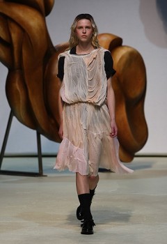 meadham-kirkhoff07